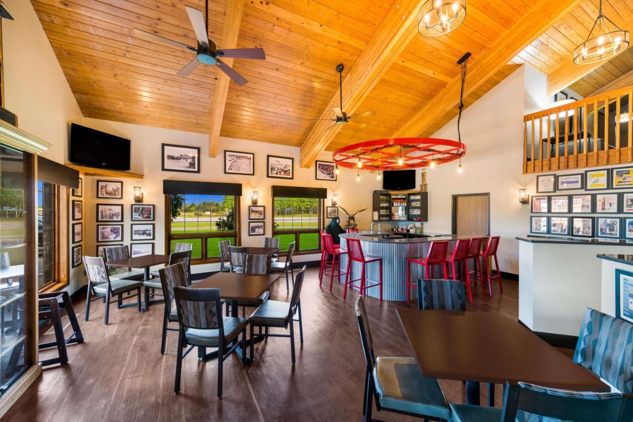 Best Western Derby Inn Eagle River Eksteriør bilde