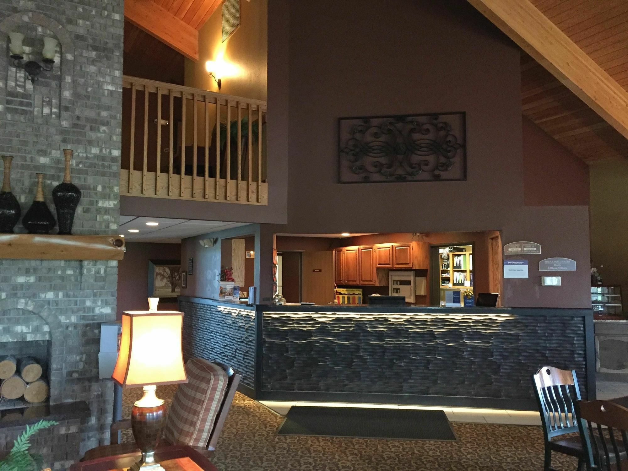 Best Western Derby Inn Eagle River Eksteriør bilde